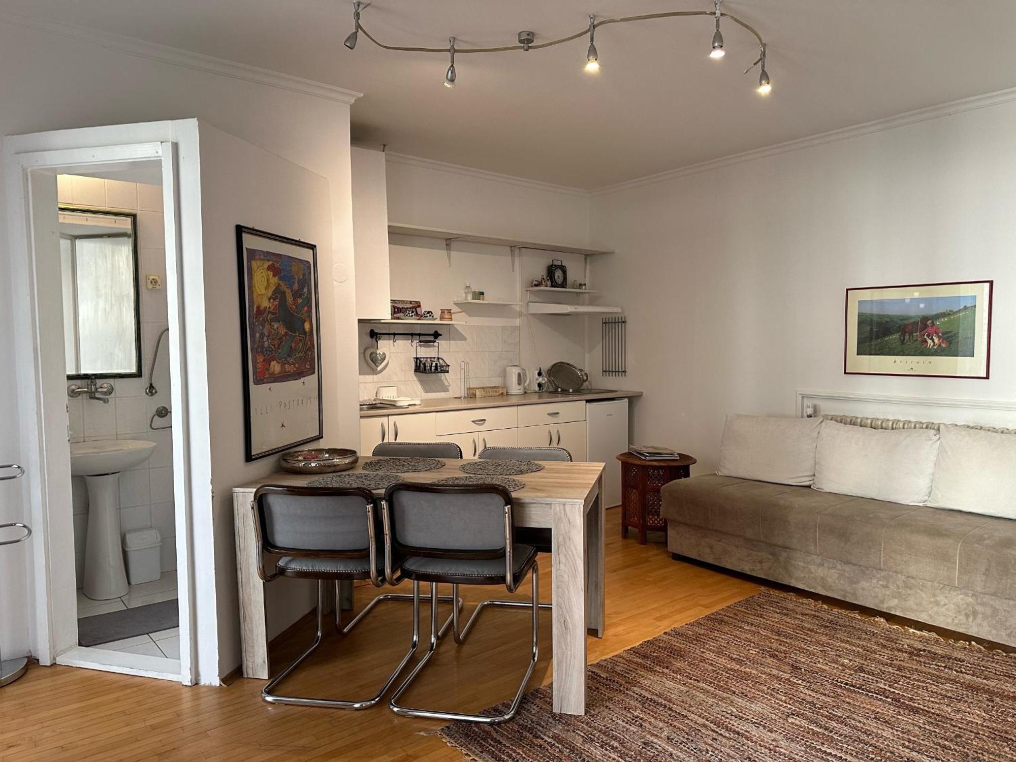 Apartmani Maximus Суботица Экстерьер фото